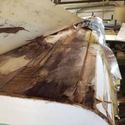21 - infiltrazione tetto camper rimor