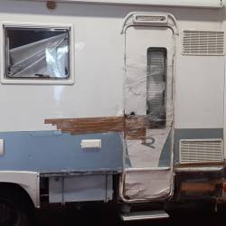 4 - camper incidentato