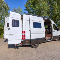 Realizzazione e allestimento camper personalizzato ad arezzo, firenze, siena e grosseto in toscana